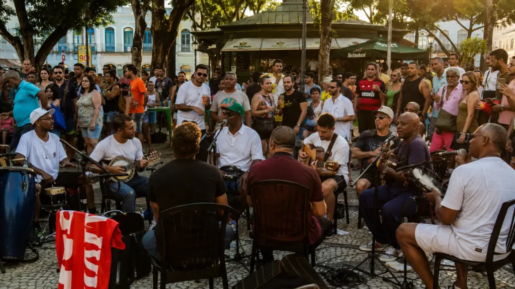 Cultura popular mantém viva a identidade carioca